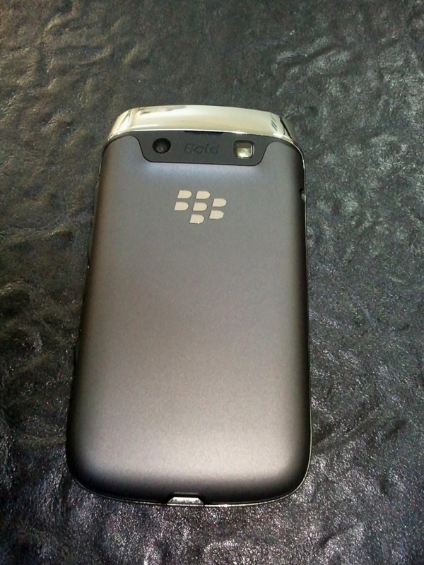  ......BB BOLD 9790..(küçük,güçlü,kaliteli)....