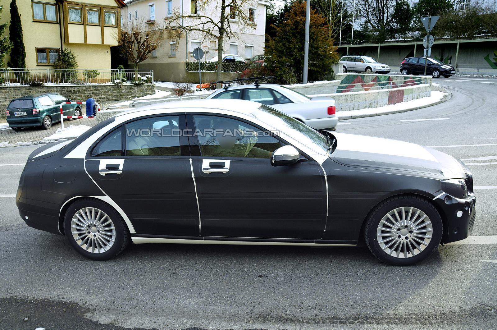  YENİ MERCEDES C SERİSİ HAFİF KAMUFLAJLI!