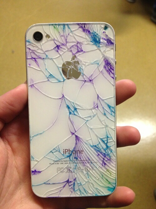 Kırılan iphoneları boyamak
