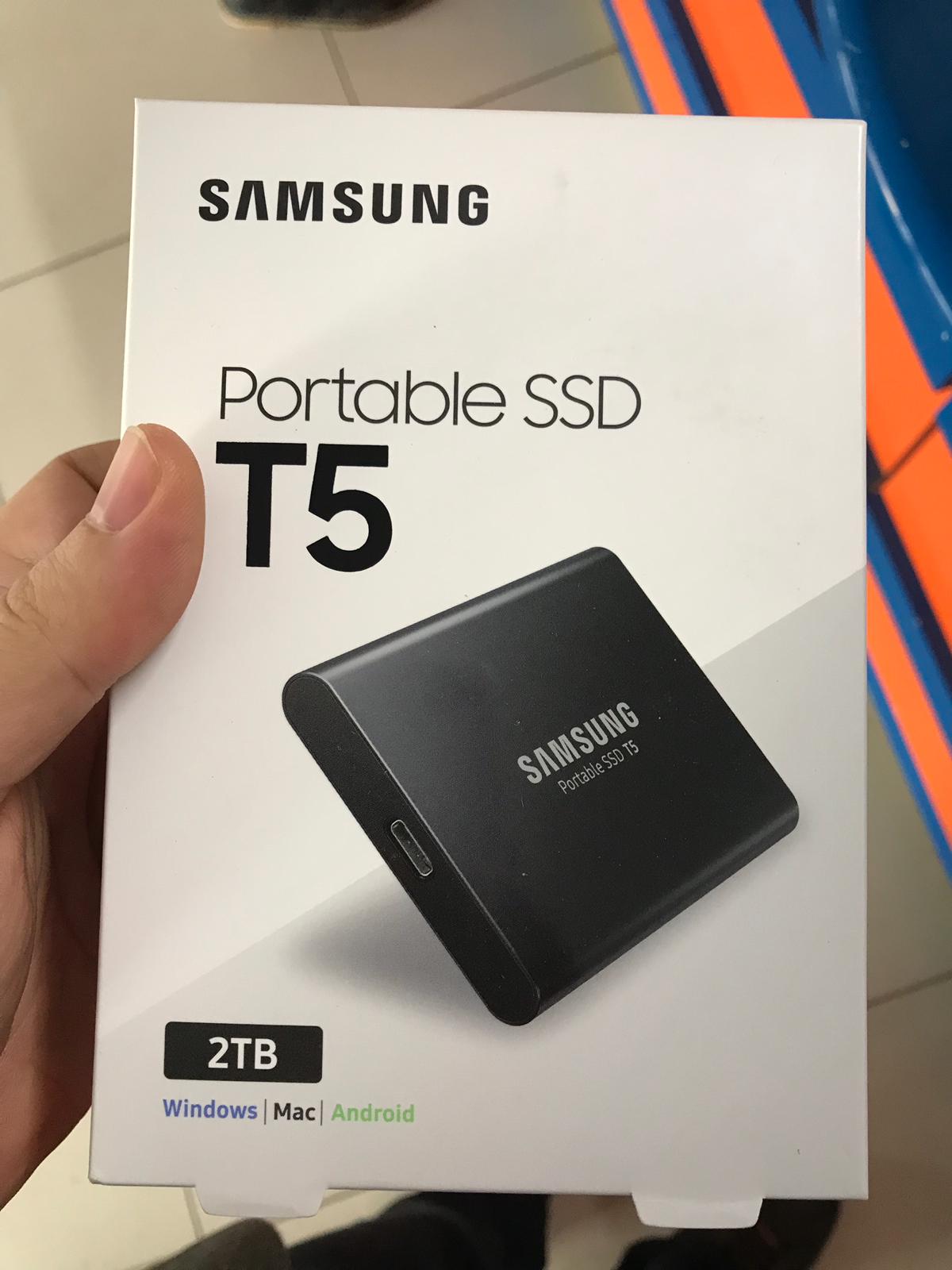 Sıfır Kapalı Kutu Samsung Taşınabilir SSD T5 2TB