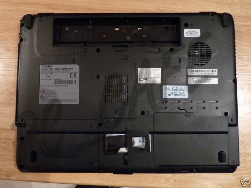  14.1' HP ELİTEBOOK 6930P = 750 TL- TOSHİBA A200-1BP=560 TL -HP un2400 EV-DO 3G=100 TL.