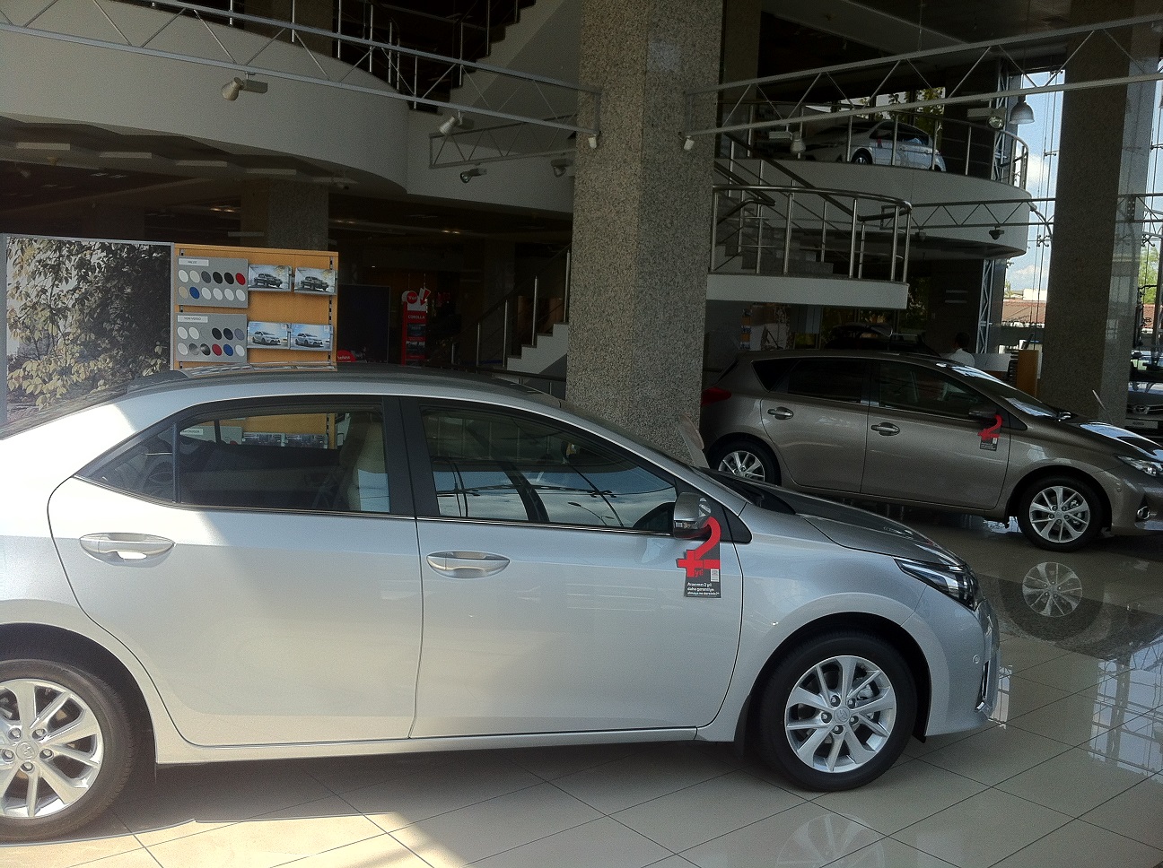  Yeni Corolla, 1.4 d4d MMT ve 1.6 Multidrive s: Test Sürüşü, İncelemesi ve Karşılaştırması.
