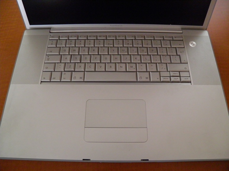  ***2 ADET POWERBOOK G4 17''15''***