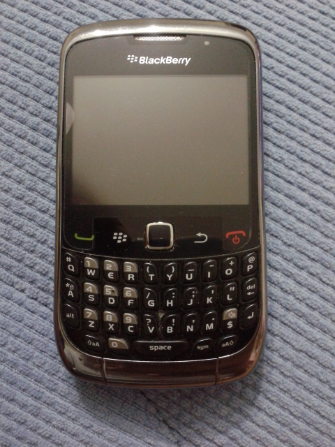  BLACKBERRY CURVE 9300 TERTEMİZ SORUNSUZ