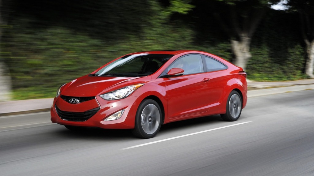  2013 Hyundai Elantra Coupé Resmi Olarak Tanıtıldı