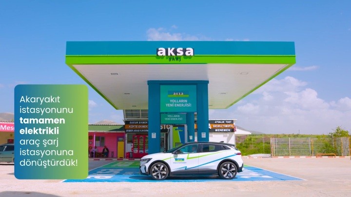 Türkiye’de bir ilk: Akaryakıt istasyonu tamamen elektrikli araç şarj istasyonu oldu
