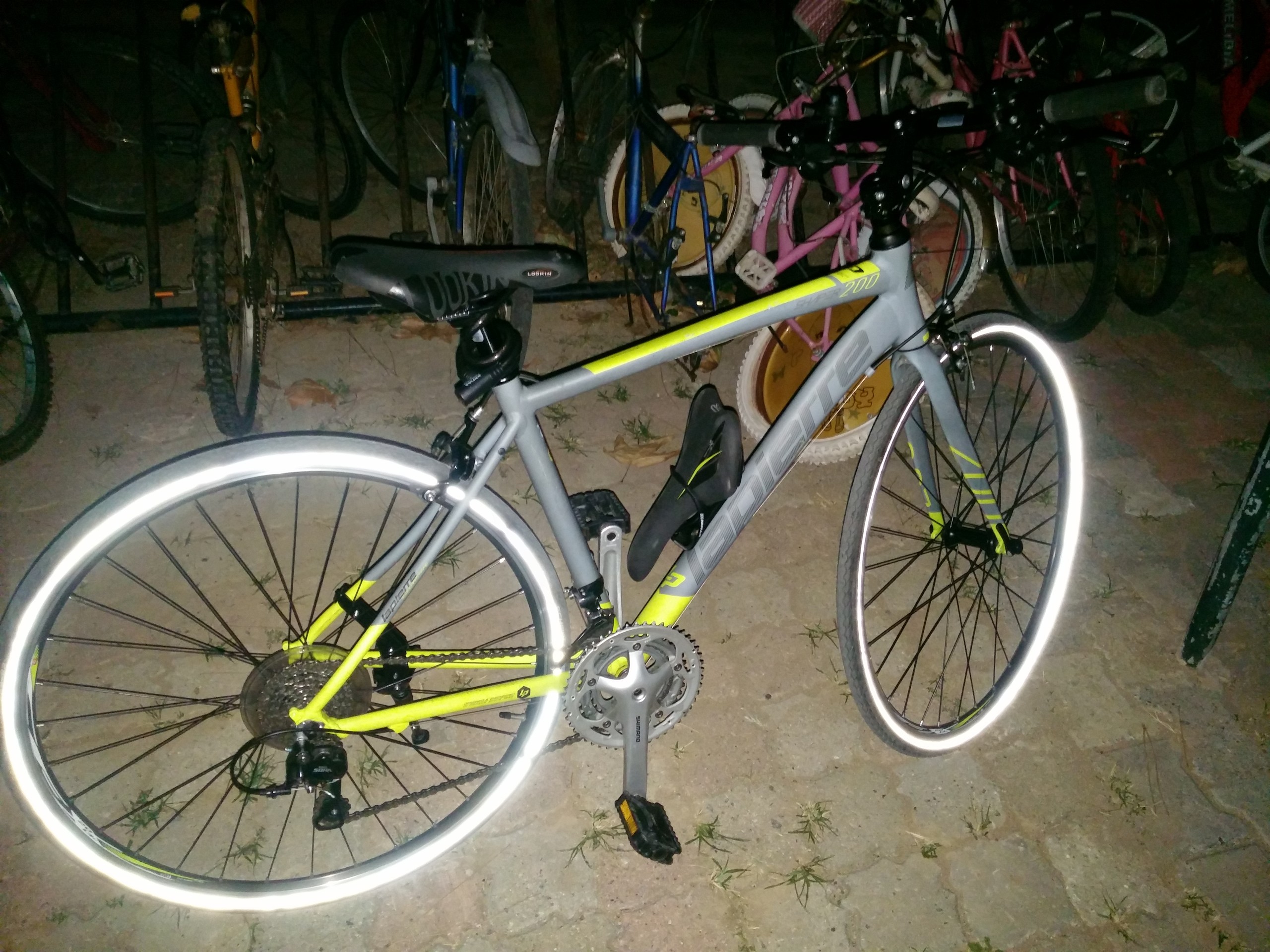 Ps4 slim ile takaslı bisiklet