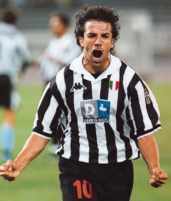  Unutamadığınız Eski Futbolcular (Nostaljik)
