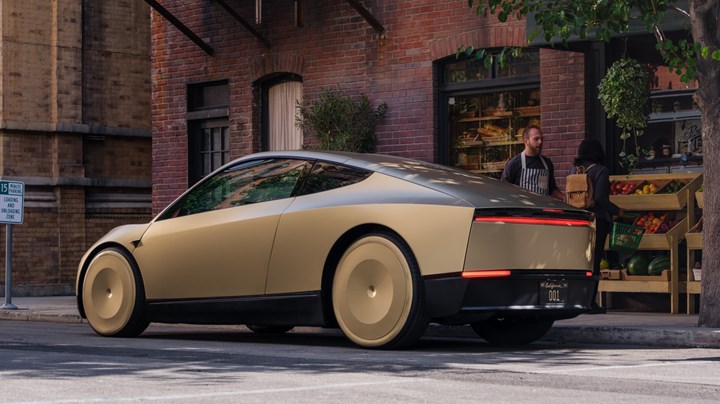 Tesla'nın yakında başlayacak robotaksi hizmeti uzaktan kontrol edilecek