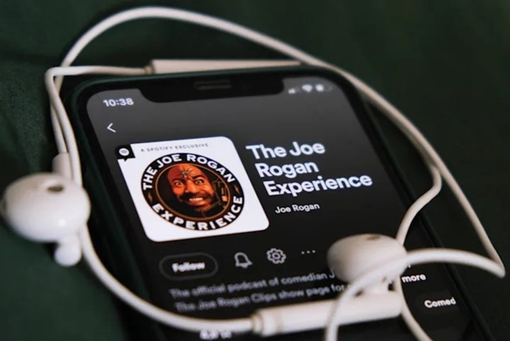 Spotify podcast yayınlarını silmeye başladı