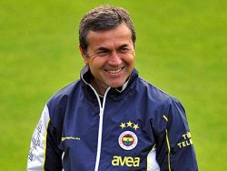  Aykut Kocaman'ı 3 sene silmeyen taraftar Ersun Hoca'yı 1 ayda siliyor.