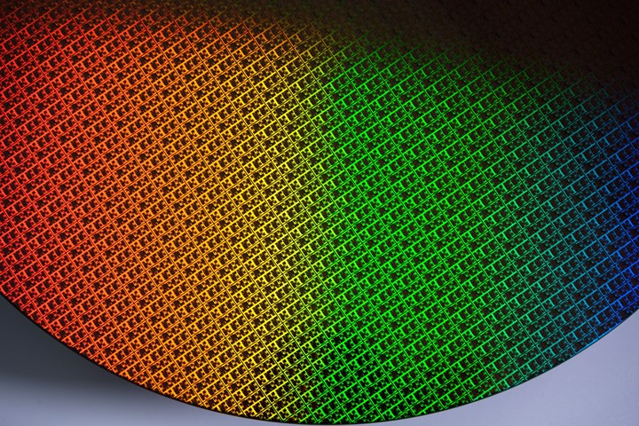 Intel’in 18A süreci hız kazandı: Samsung’u geçti, TSMC’nin gerisinde