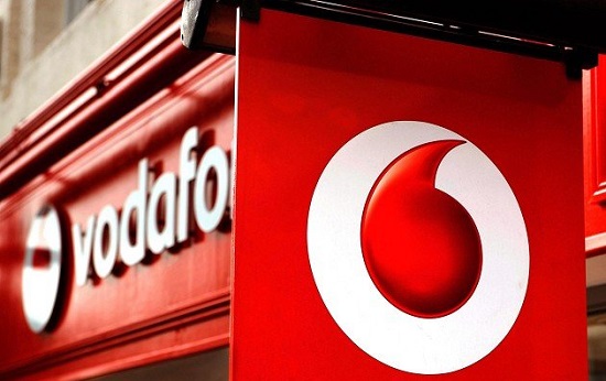 AT&T ve Verizon, Vodafone için 245 milyar doları gözden çıkardı