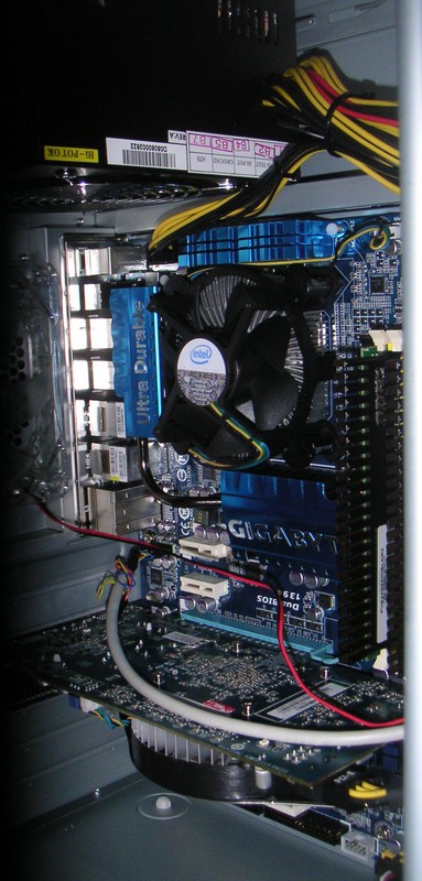  Intel Q8300 + (Gigabyte P45 UD3P) Overclock. Yardım!