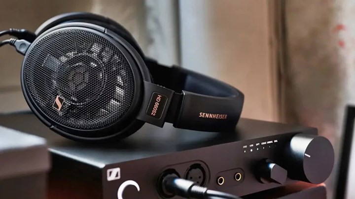 Sennheiser HD 660S2 kulaklık 25 yılı temsilen geliyor