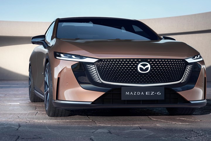 Mazda, 28 yılın ardından logosunu değiştiriyor: İşte yeni logo