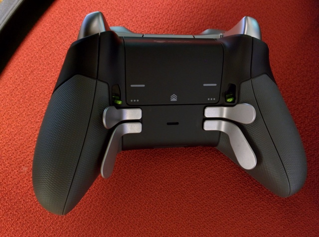  Özelleştirilebilir Xbox One Elite Controller [Normal Gamepad'lere de Özelleştirme Geliyor]