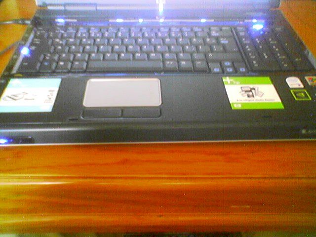  HP PAVILION DV8288EA CORE DUO 1.83GHz 1024MB 160GB 17'