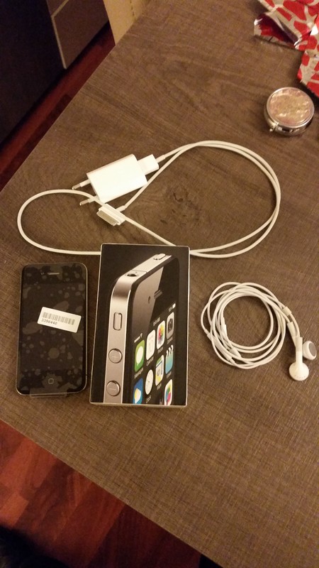  SATILIK İPHONE 4 8GB BLACK (DEĞİŞİM CİHAZI+16 AY GARANTİLİ+FULL KUTUSUNDA)