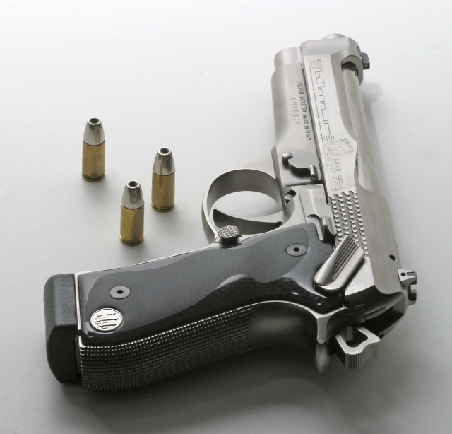  (Smith and Wesson 460 Magnum) SİLAH VİDEO,ACAYİP SES VAR