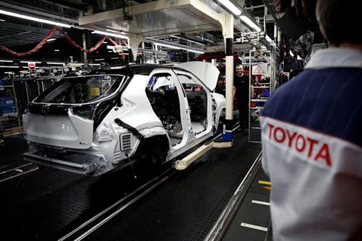 Toyota'dan 2025'in ilk yarısında rekor satış