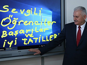 Başbakan Yıldırım'a fahri doktora unvanı verildi