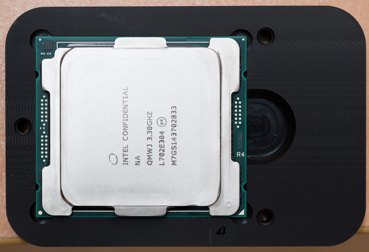 i9 7900X - 9900K 8700K 7700K 6700K 4690K 3770K LGA 1150-1151-1155 işlemci DELID- Sıvı metal ile