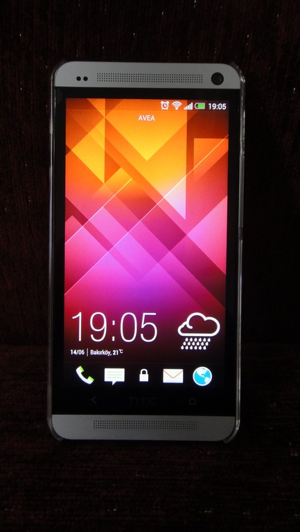  HTC One (M7) En Güzel Kılıflar Hangileri?